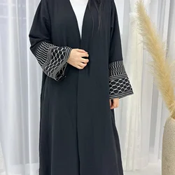 Embroidery Keffiyeh Abaya Kimono Muslim Crepe Abayas for Women Dubai 2024 Elegant Turkey Islam Clothes Kaftan Hijab Robe Ramadan