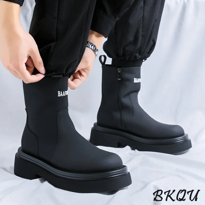 

BKQU English-style Chelsea Chimney Boots for Men 2025 Winter Thick Sole Motorcycle Boots Horse Gear Lined with Fur Snow Boots
