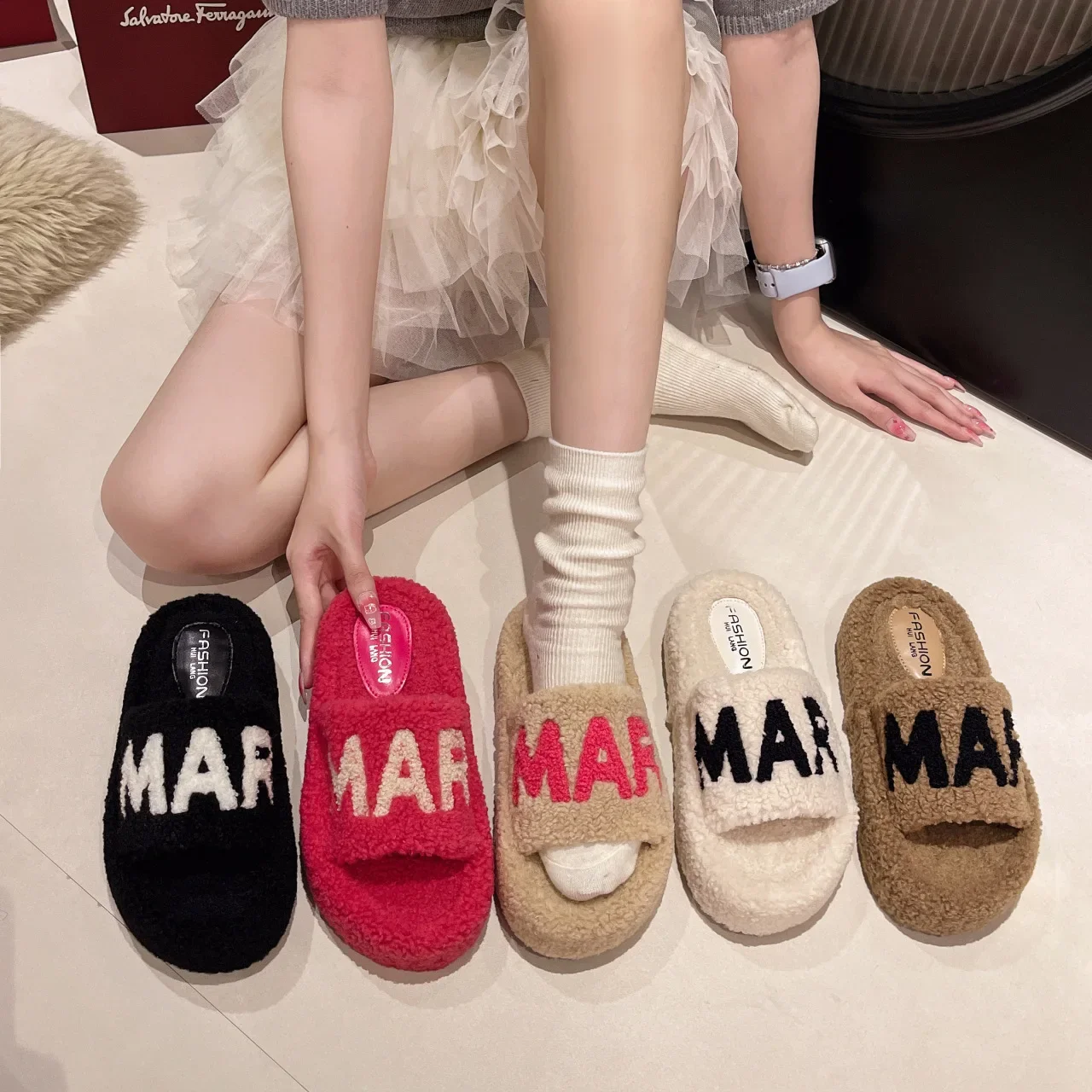 Women Thicken Plush Fur Slippers 2024 Winter Slip on Chunky Platform Loafers Mules Woman Thick Bottom Cotton Slippers Flip Flops