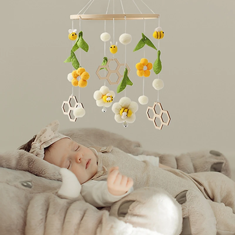 Baby Rattle Toy 0-12 Months Wooden Mobile On The Bed Newborn Music Box Bed Bell Hanging Toys Holder Bracket Infant Crib Boy Toys