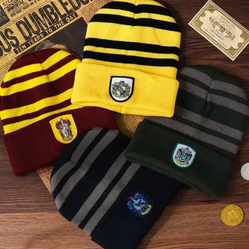 Harries Potter Knitted Hats Gloves Cosplay Decorations Gryffindor Slytherin Ravenclaw Movie Peripherals Party Supplies Toys Gift