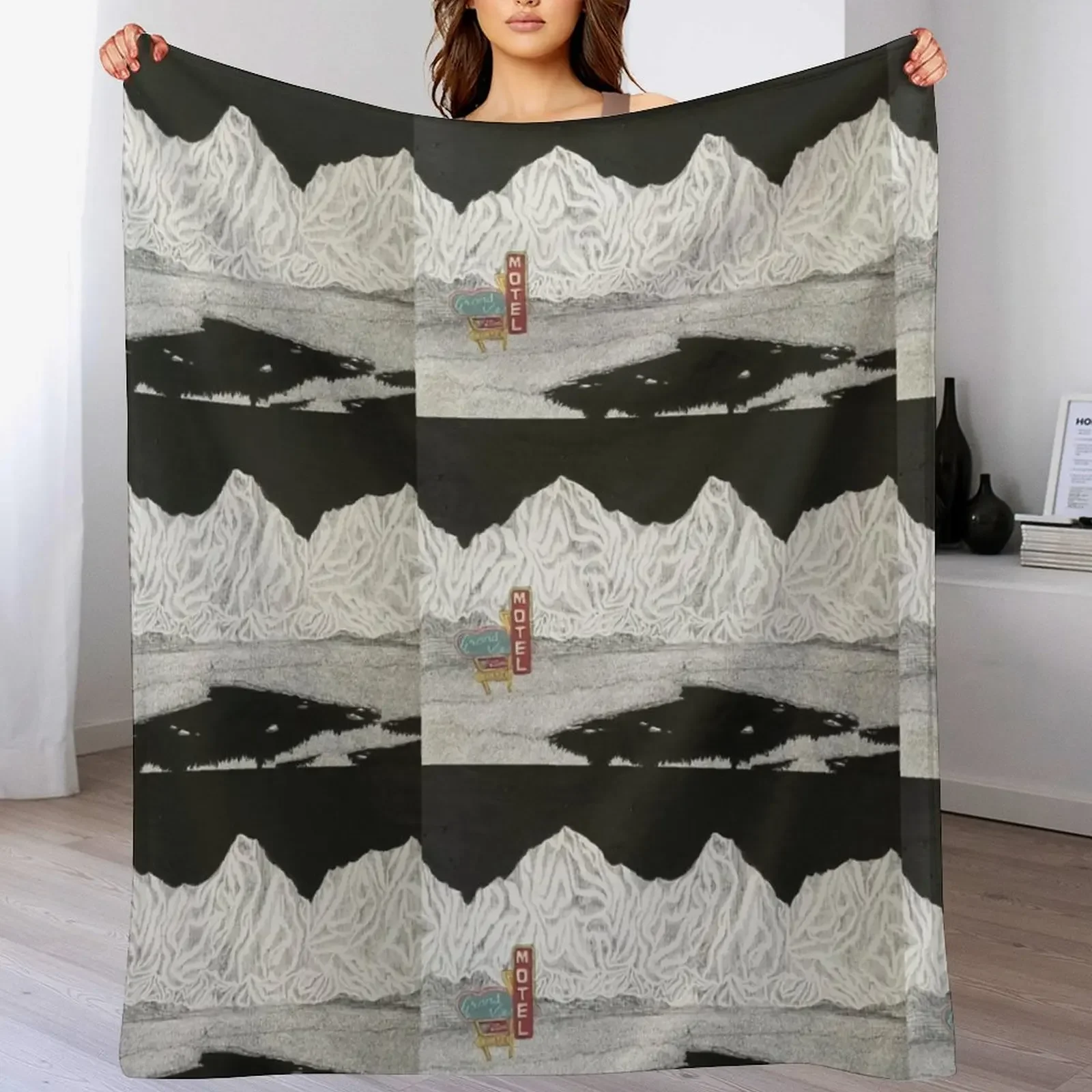 New MOTEL Throw Blanket Cozy Microfiber Throw Blanket for Home Bedroom