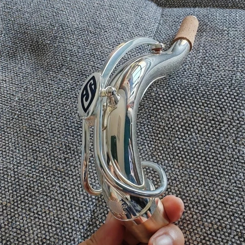 

Silver-plated tenor saxophone curved neck, lower B tenor curved neck, universal, good sound