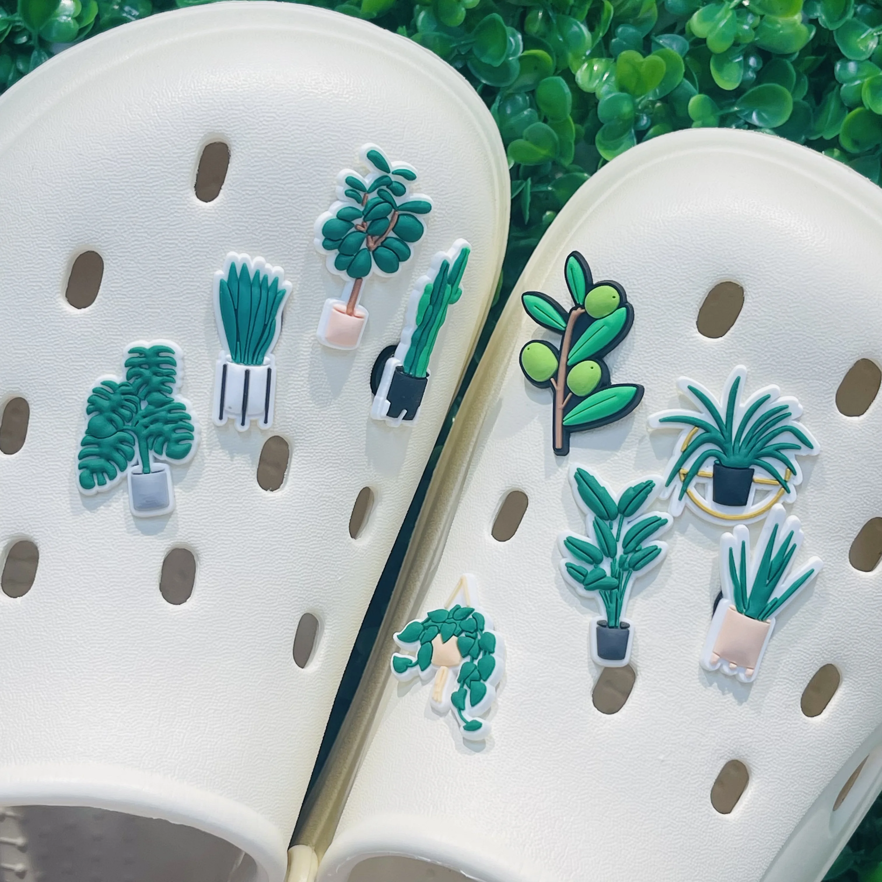 Dijes de hebilla de PVC para zapatos de jardín, adornos de zueco para adultos, mochila DIY, Cactus, plantas verdes, 1-9 piezas, nueva llegada