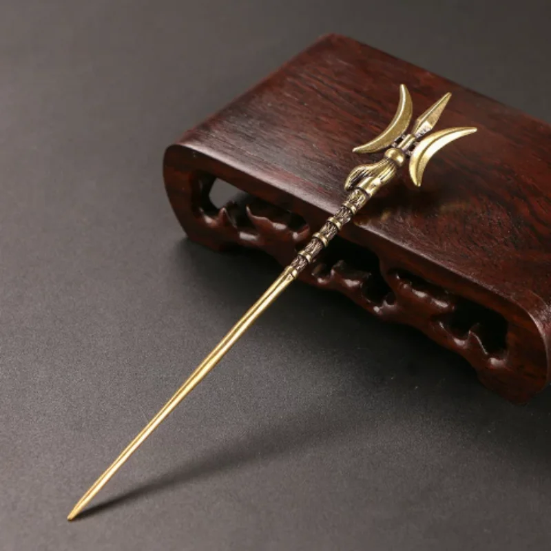 Vintage Brass Mini Lv Bu Tea Pick with Crescent Halberd - Traditional Chinese Artwork, Zen Tea Table Decor & Collectible