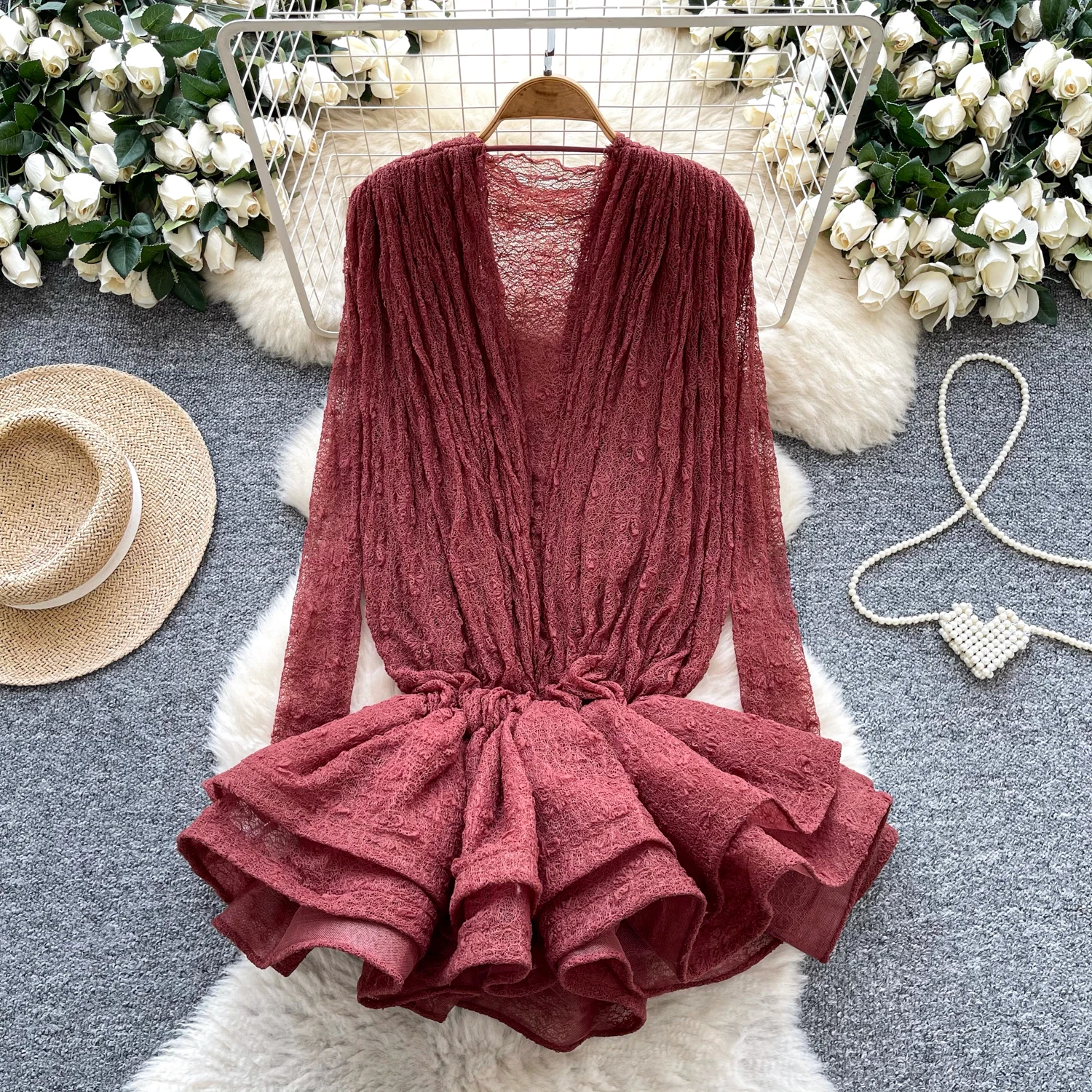 ชุดเดรสสั้นสไตล์วินเทจเก๋ไก๋ คอวี แขนยาว แต่งระบาย ดีไซน์หรูหราสไตล์เกาหลี โบโฮ