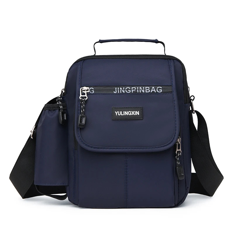 Sportliche quadratische Umhängetasche für Herren – Robuste, weiche Umhängetasche im College-Stil mit multifunktionalen Taschen – Detail 5