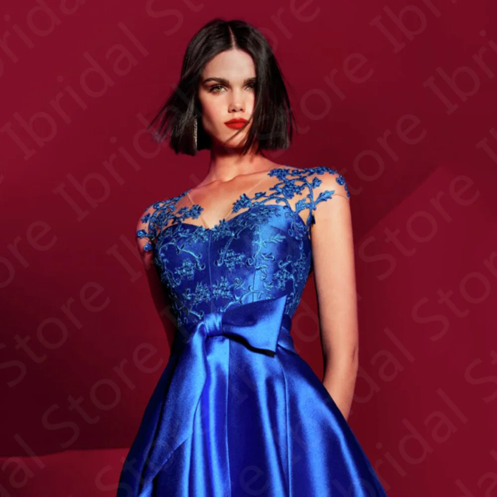 Adoráveis vestidos de baile com renda azul, comprimento médio da panturrilha, vestidos de coquetel, mangas de ilusão, vestido de baile, cinto curto, novo