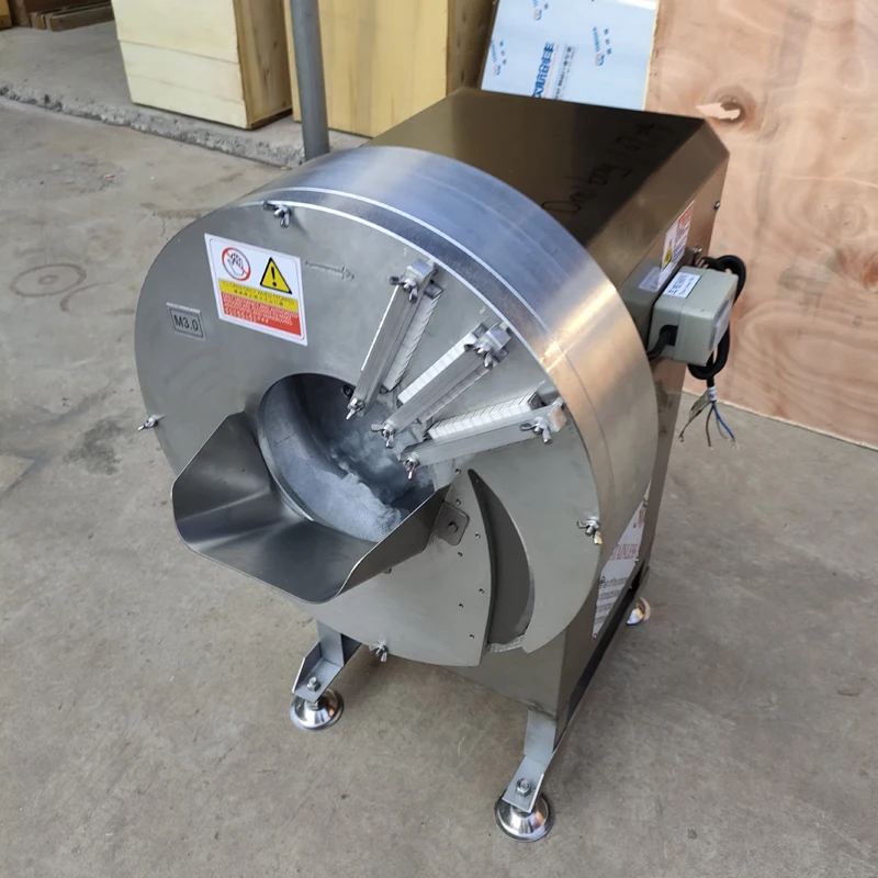 براعم الخيزران البطاطس والثوم والخضروات والفواكه والزنجبيل والتقطيع