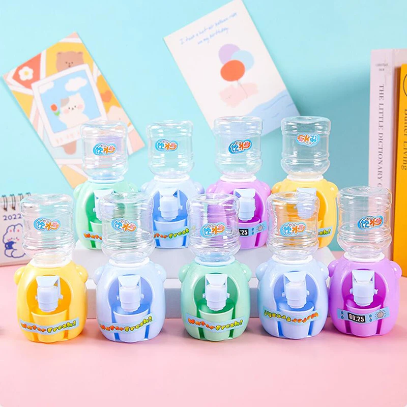 楽しくて子供向けのふりキッチンおもちゃ - 女の子と男の子向けの漫画ウォーターディスペンサー