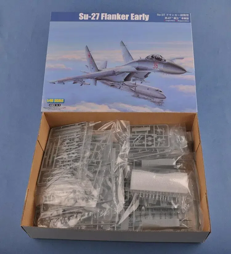 

Hobbyboss 1/48 81712 Модельный комплект Русский Су-27 Фланкер Раннее хобби-босс