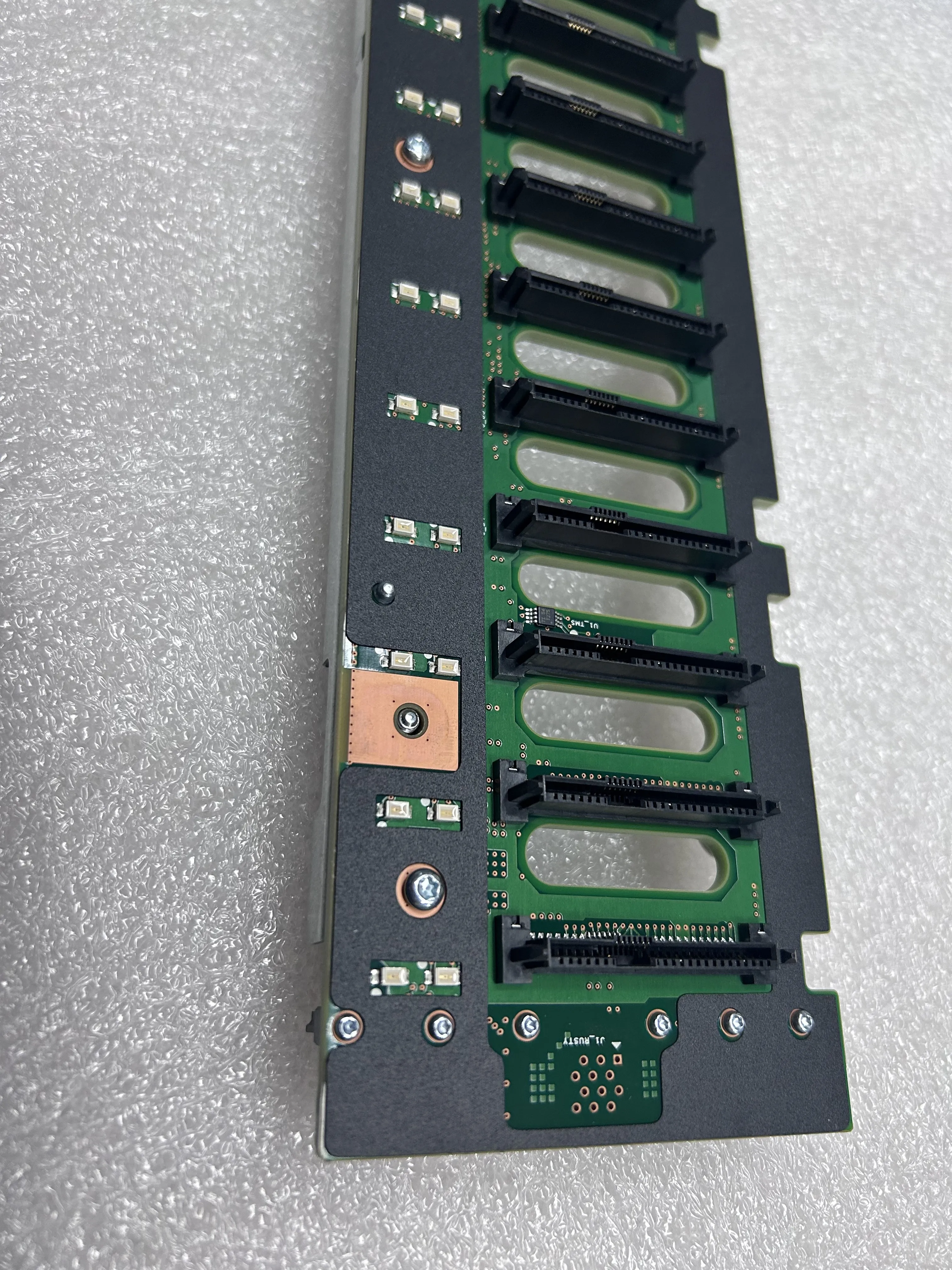 00E1945 - 12-Bay SAS SFF-3 Backplane