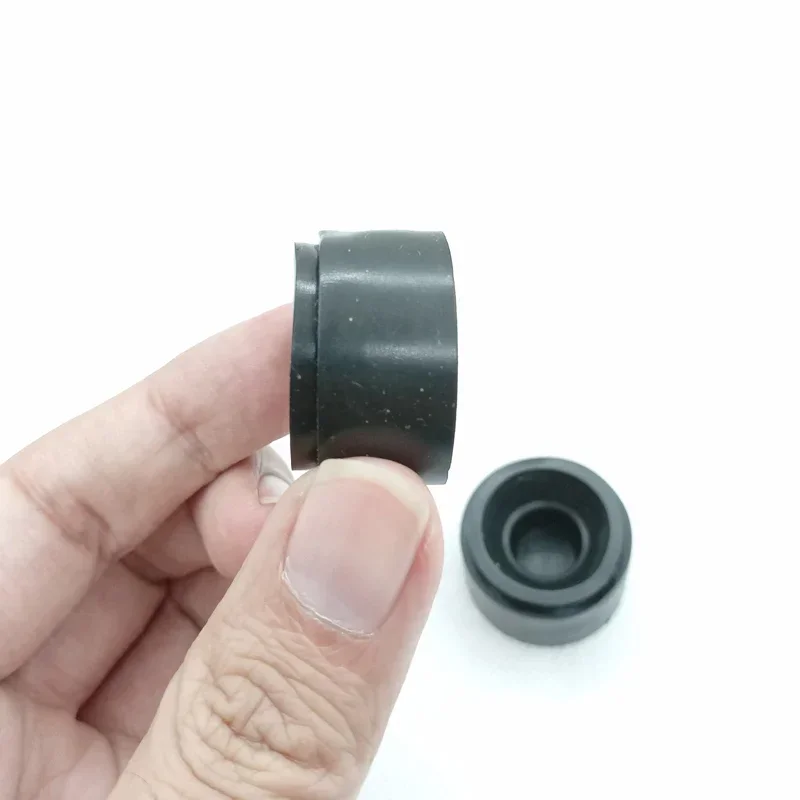 2X Engine Cover Trim Rubber Mountings For Bmw X Series E84 E83 F25 G01 F06 G02 E70 F15 G05 E71  Mini R55 R56 R57 R58 R59 R60 R61