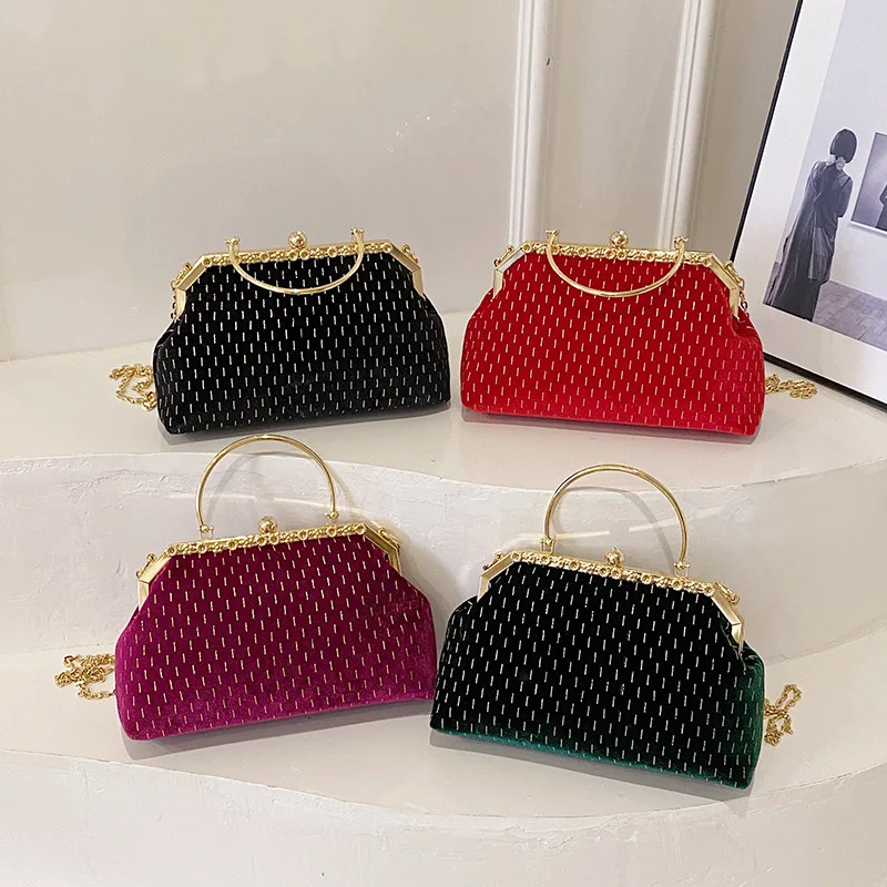 Velvet Evening Bags 2024 Winter Women\'s Clutches Small Party Wedding Handbags Elegant Cocktail Party Purse For Female Red Black