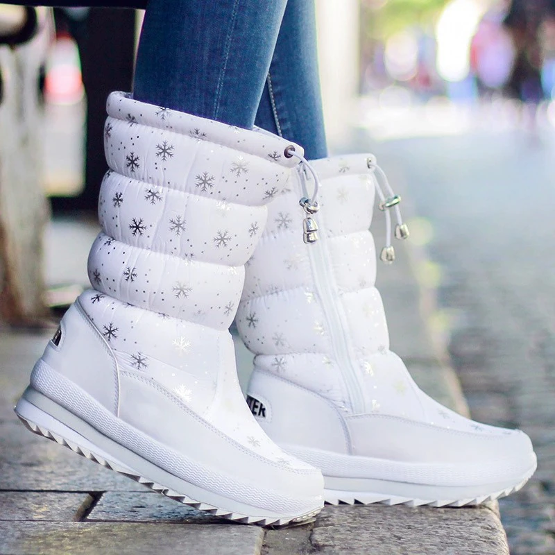Northeast Women's Non-Skiing Floor Boots Thickened And Warm Winter Casual Waterproof Women's Shoes Mid-Tube Large Cotton Shoes