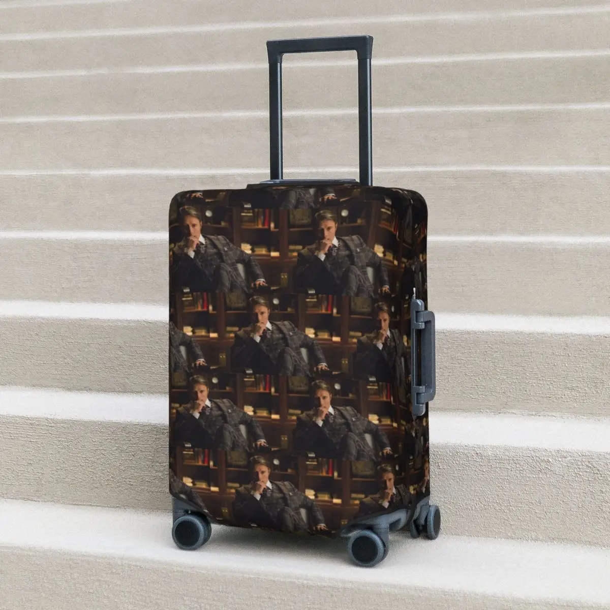 Mads Mikkelsen Hannibal Lecter (Hannibal TV) غطاء حقيبة حماية مرنة السفر الأمتعة حامي يغطي لمدة 18-32 بوصة #3