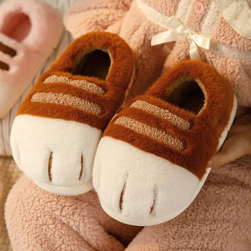 

Creative stereoscopic animal claw slippers women winter fur loafers cute soft fluffy cat paw shoes unisex men's indoor slipper