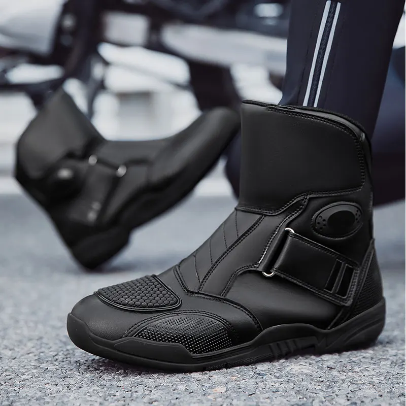 2025 New Men's Motorcycle Boots Outdoors Waterproof Safety Protection Motorcycle Shoes High Quality PU Leather Men Motos Boot