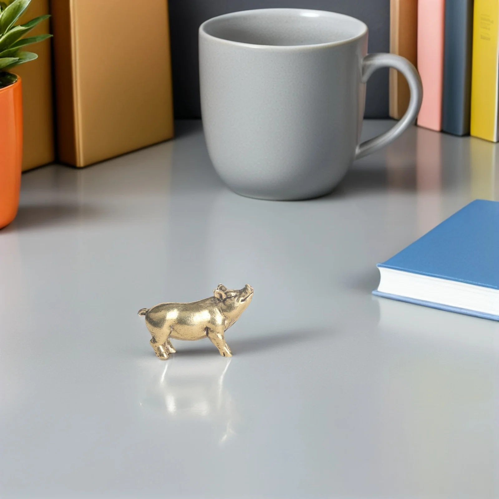 

Brass Pig Adornment Mini Pig Statue Tabletop Animal Decor Retro Desktop Decoration Brass Animal Figurine Piggy Decoration