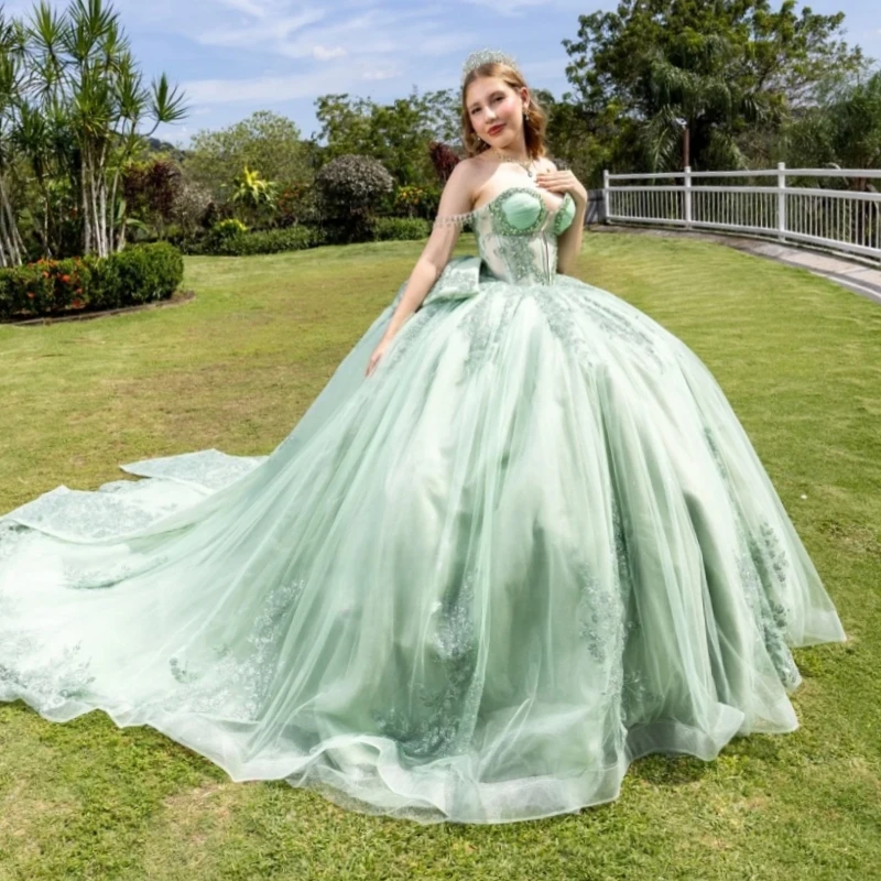 

Green Shiny Quinceanera Dresses Off The Shoulder Applique Beading Crystal Bow Tull Party Birthday Sweet 16 Dress Vestidos 15