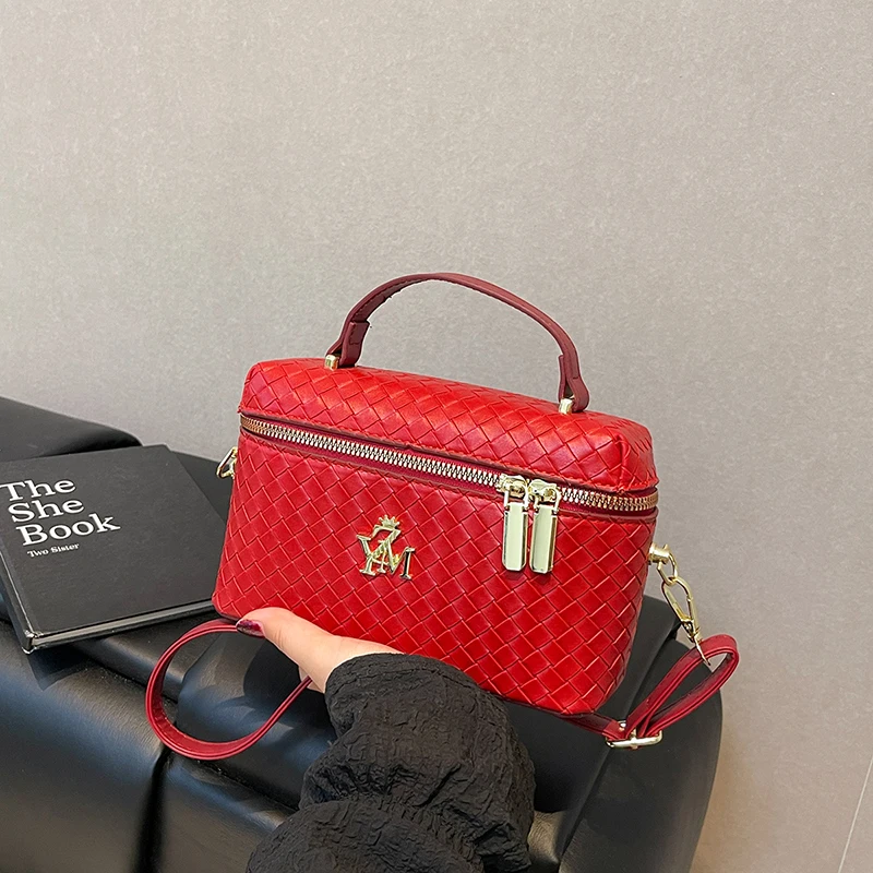 

Fashion Simple Retro Designer Diaper Bag Elegant Crossbody Handbag For Women Luxury Textured Messenger