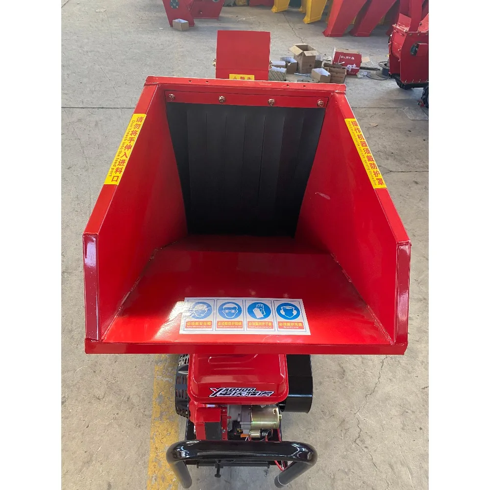 Diesel Petrol Wood Chipper Twig Shredder Orchard Leaf Crusher for 10‑15cm Branch Cutting and Shredding Application