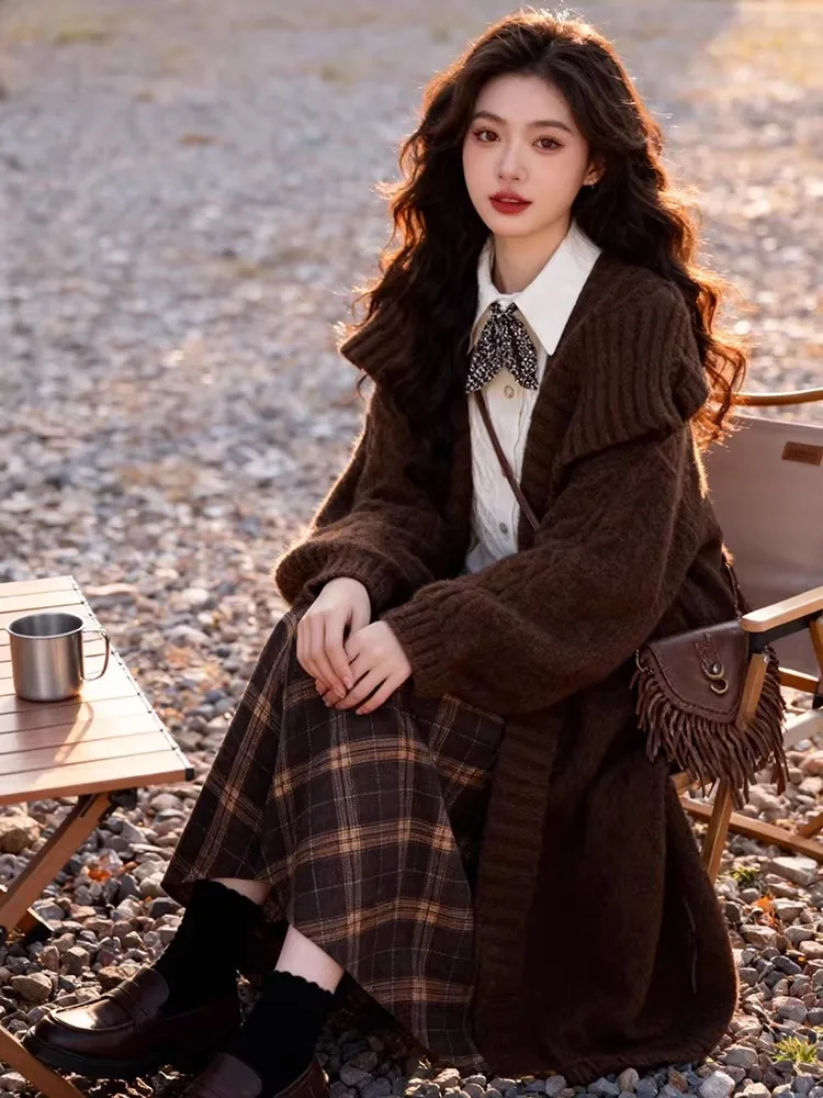 

Retro Preppy Knitted Cardigan Base Layer Sweater Plaid Skirt Tee Piece Set Women Winter Lazy Ele Sle Casual Wear