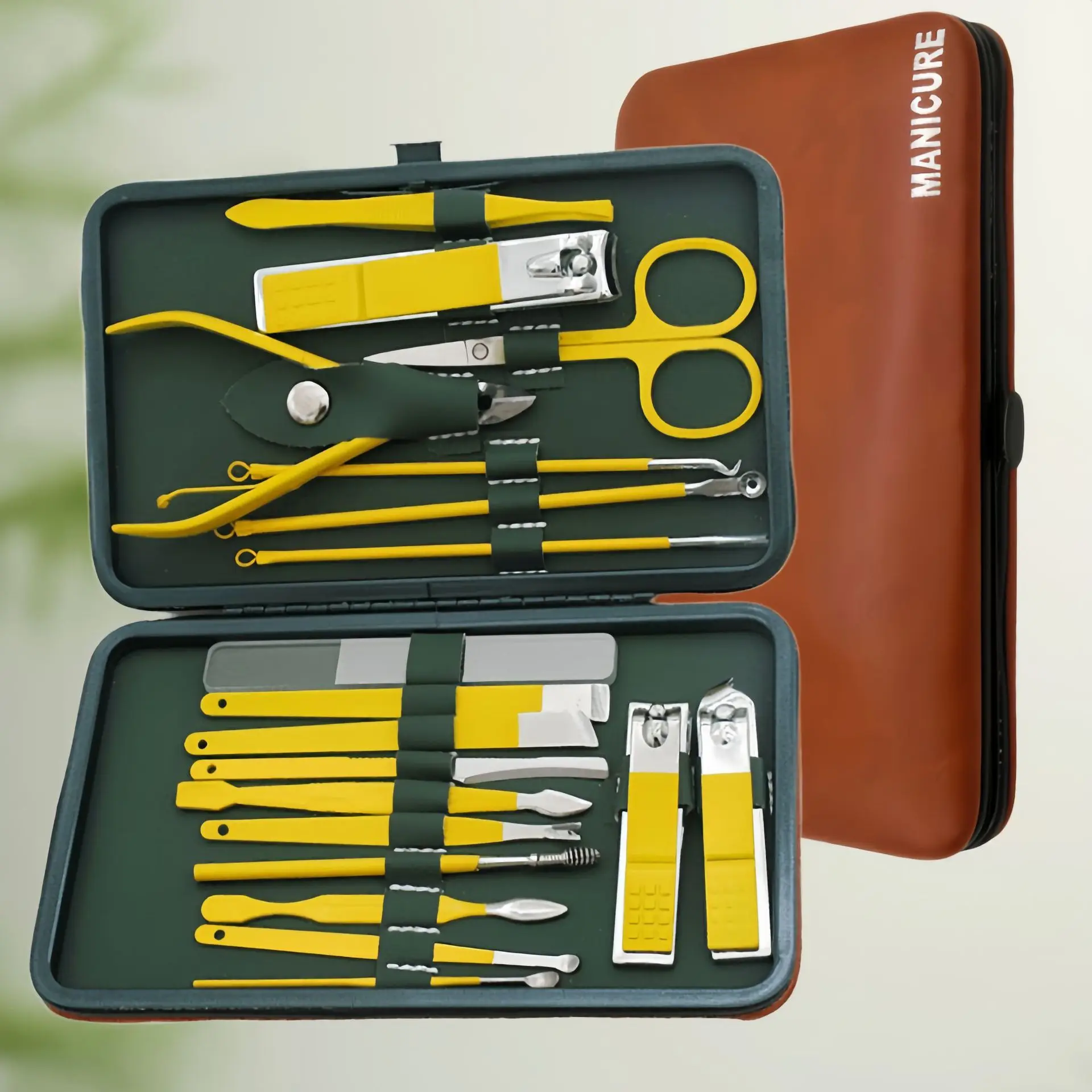 7-19 ชิ้นสแตนเลสสตีลแต่งเล็บชุดกรรไกรตัดเล็บมืออาชีพชุดกระเป๋าเดินทางรวมถึงตะไบเล็บและเครื่องมือกรูมมิ่ง