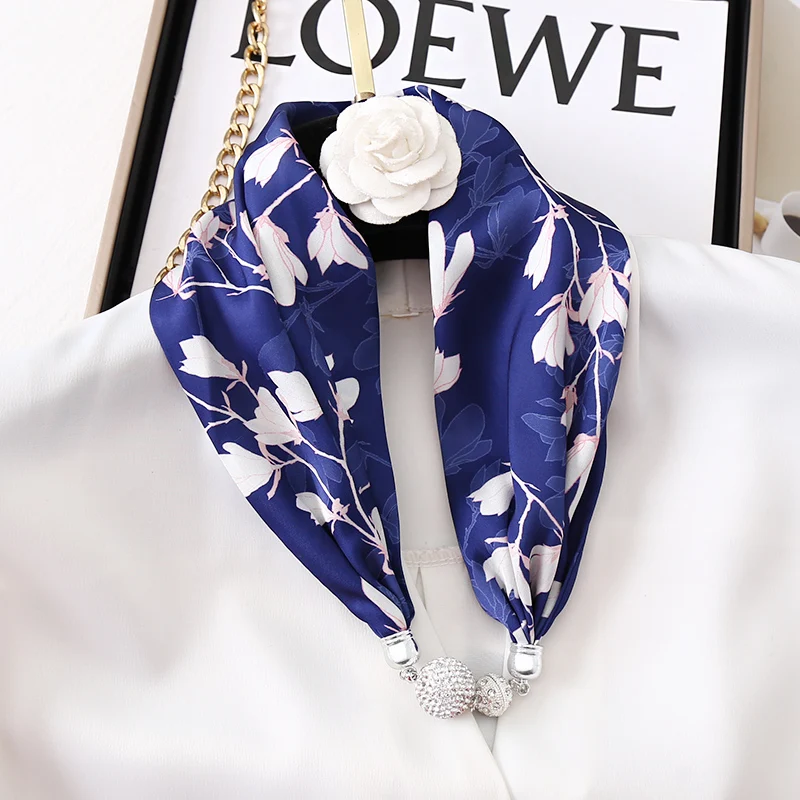 Ladies New Design Decoration Rhinstones Ball Magnetic Buckle Silk Scarf Foulard Printed Small Headscarf