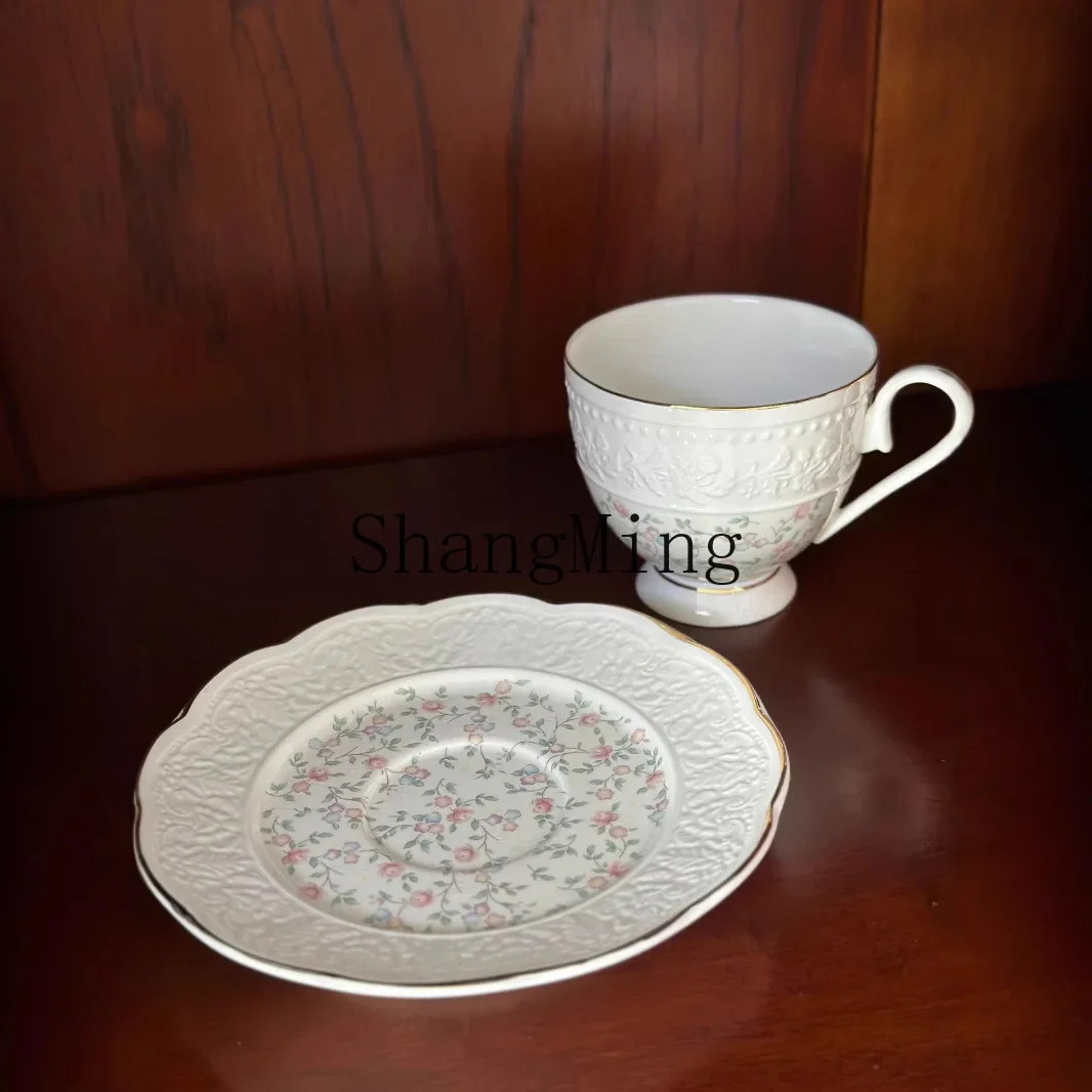 

CL bone china is light and transparent, elegant, small fresh relief coffee cup saucer, afternoon tea coffee cup