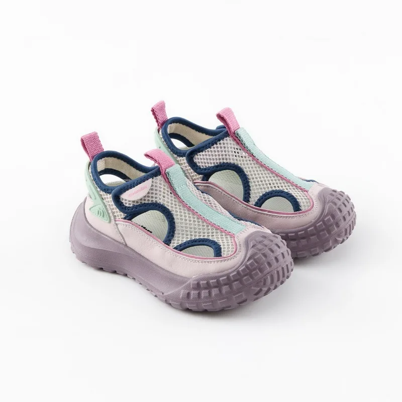 

New Children's Hiking Shoes for Boys and Girls Outdoor Sports Shoes Student Mesh Hollow Sandals Kids Casual Versatile Sandals.