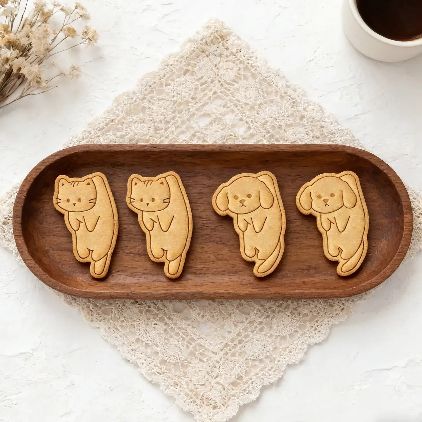 Biscuit Mold Silly Cat and Dog Cookie Cutter Cartoon Biscuit Mold Cookie Refrigerator Magnet Clay Press Cookie Mold 3223RS