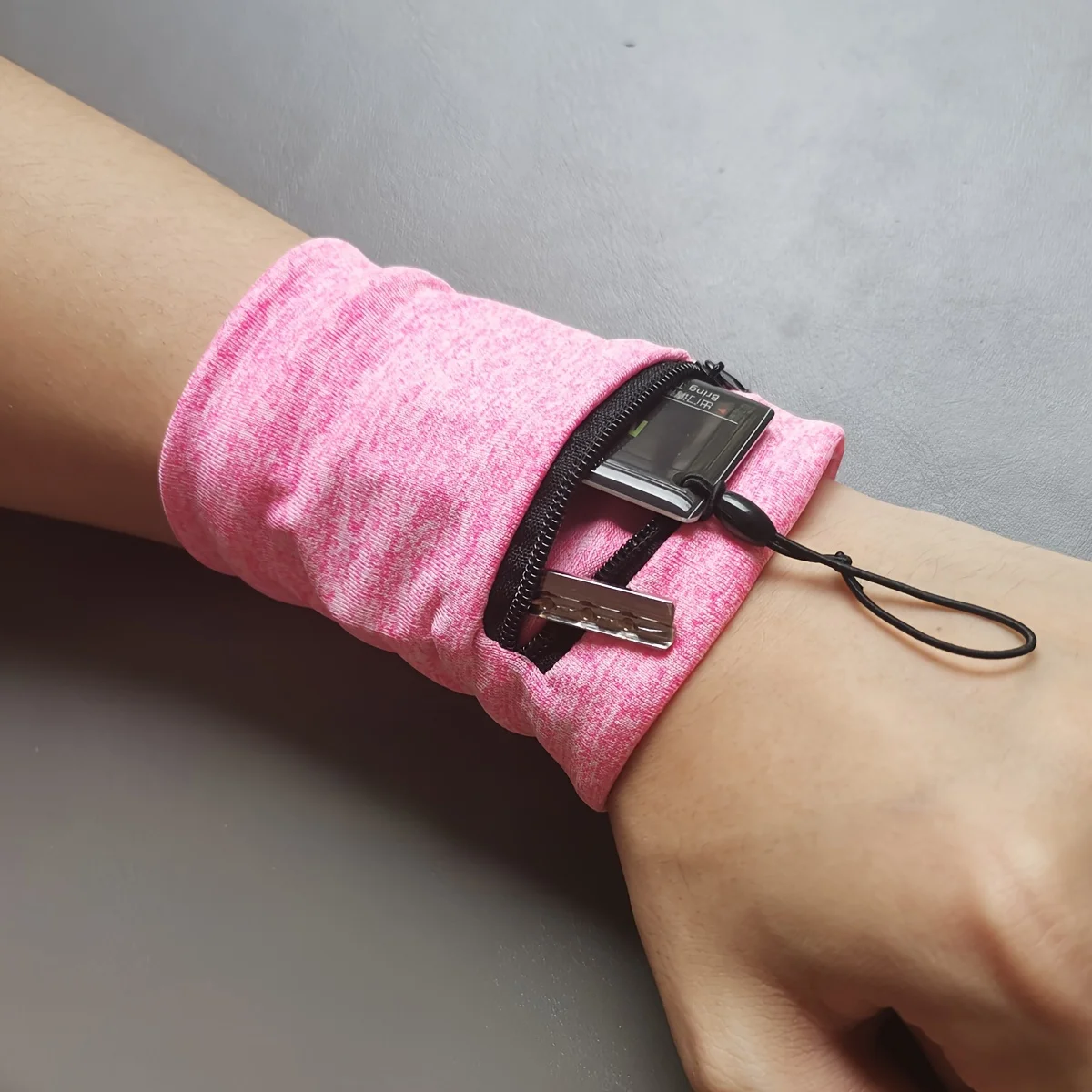 Leichte Laufarmtasche mit Reißverschluss für Handy, Schlüssel, Karten, Schweißband, Fitness, Sport, Radfahren, Armtasche – Detail 4