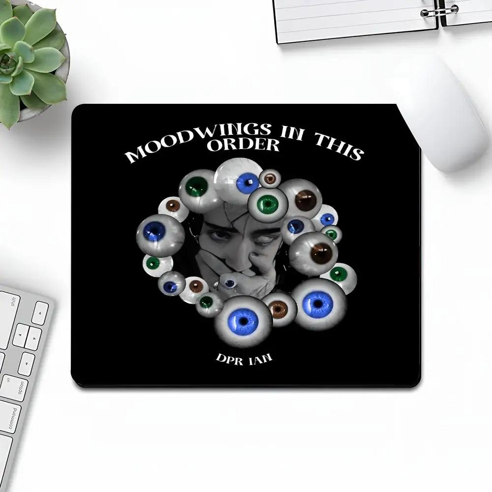 

Singer M-Mito D-Dpr I-Ian Mouse Pad Art Gaming Gamer Small Rubber Locking Edge Wholesale Large Computer MousePad Laptop Desk Pad
