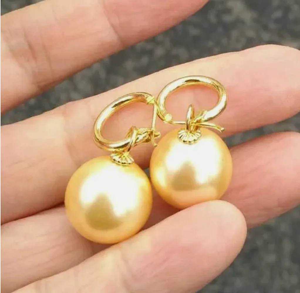 

Large quantity of AAAA 12-13mm natural South Sea golden shell round pearl earrings in 14K gold 11-12mm13-14mm