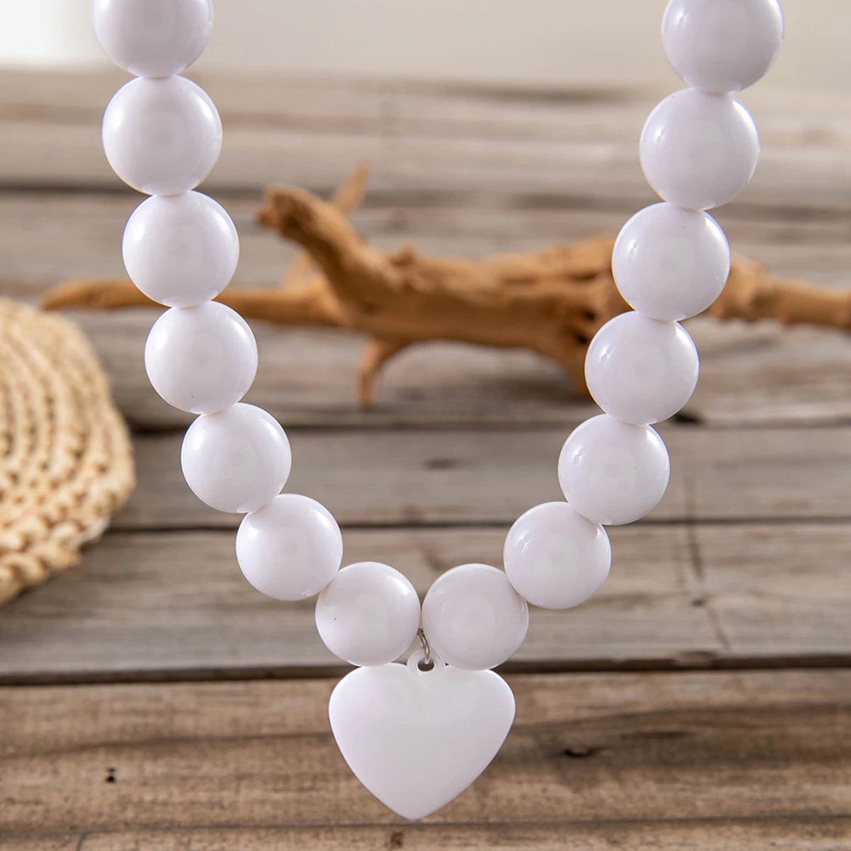 Docona Bohemian Big White Bead Pendant Necklace for Women Simplicity Lovely Heart Geometric Holiday Jewelry Party Gifts