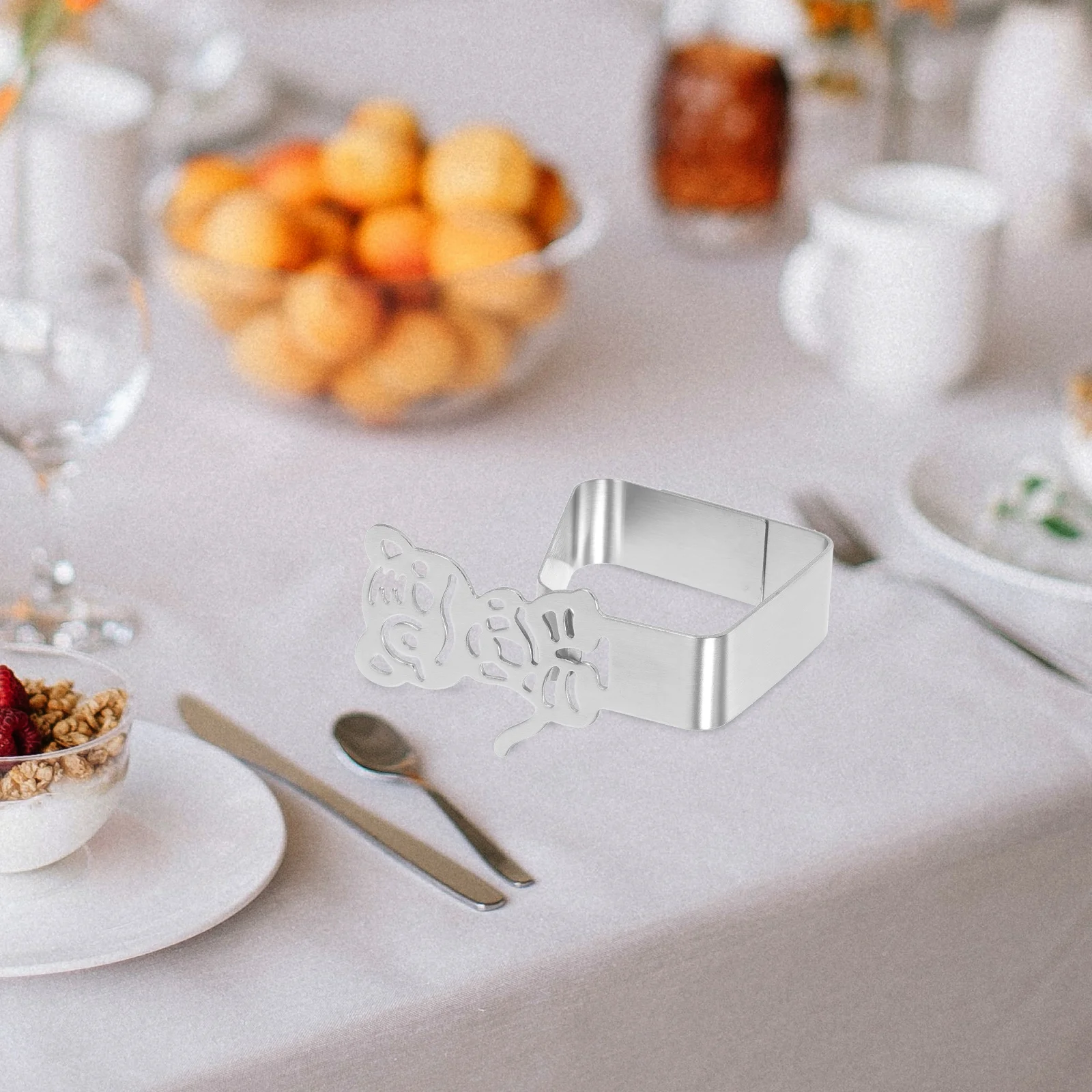 

2Pcs Tiger Stainless Steel Tablecloth Clips Stable Table Cover Holder Non-Slip Outdoor Picnic Clamp Tablecloth Clips