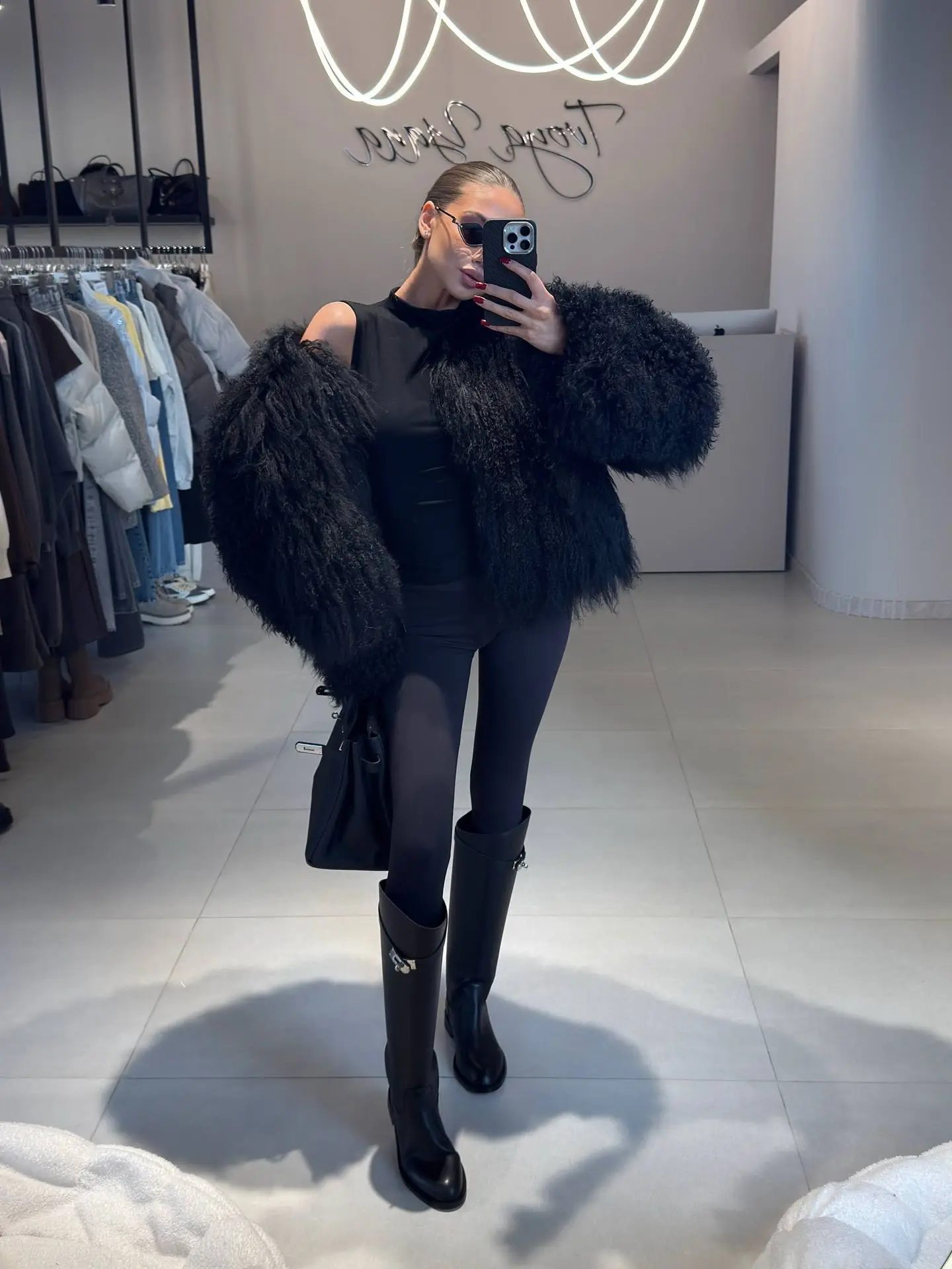UNITIM Winter Mode Damen Kunstpelzmantel Warme Kurze Langhaarige Kunstfelljacke Vielseitige Lockige Damen Lammfelljacke – Detail 10