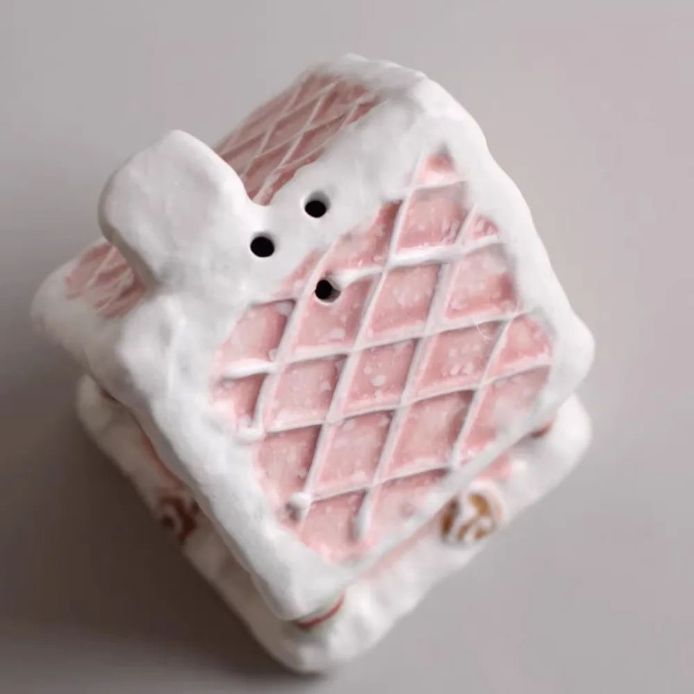 Creative Mini Ceramic Christmas House Sculpture Ornaments Living Room Dining Table Kitchen Seasoning Jars Crafts Christmas Gifts