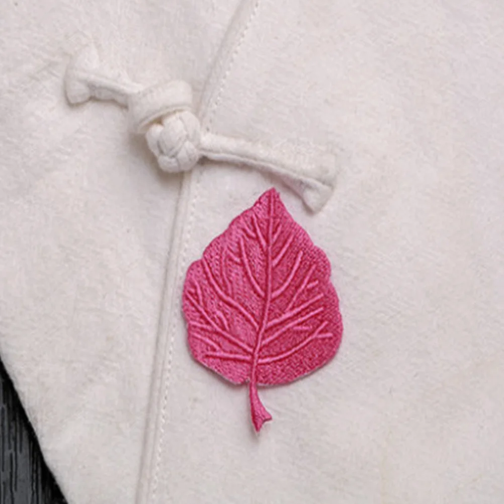 

16pcs Maple Leaf Patches Embroidered Cloth Stitch Leaves Fall naments Iron Appliques Patches Jeans Garment Decorative DIY