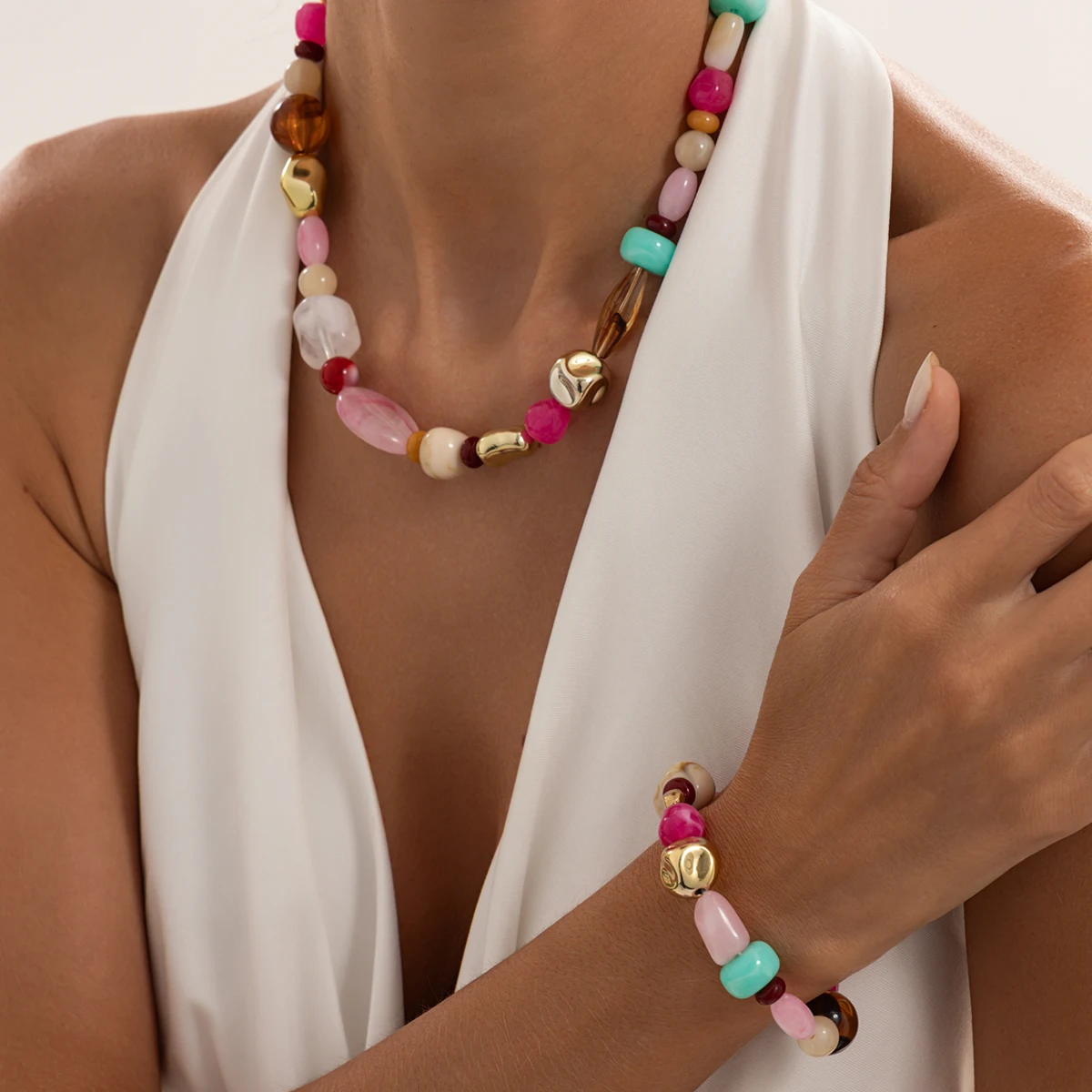 Ingemark 2-teiliges Set Böhmisches Buntes Harz-Acryl-Perlenketten-Halskette und Armband für Damen, Modischer Charme, Y2K-Schmuckset, Geschenke – Detail 3
