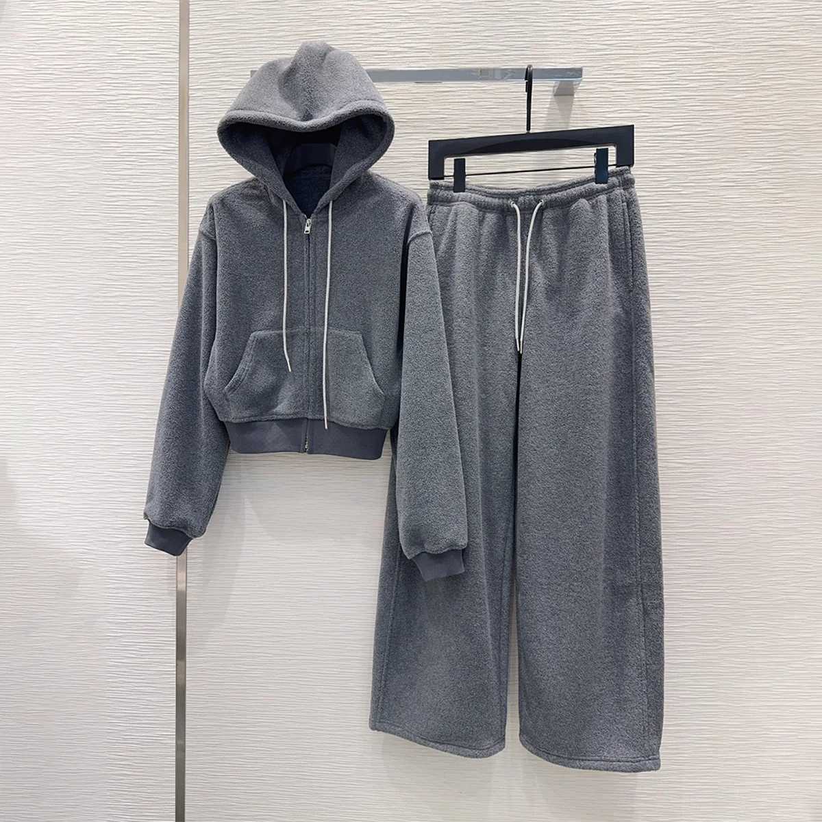 2026 High quality women's clothing with gray teddy fleece hooded short jacket and wide leg pants two-piece set2610736