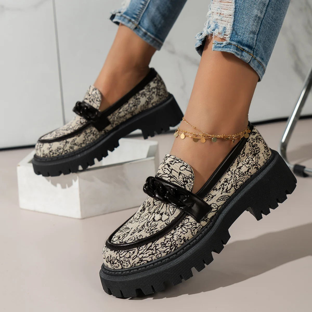 Women Spring Embroider Chunky Sneakers New 2024 High Platform Breathable Casual Canvas Shoes Wedge Heels Sports Shoes Women