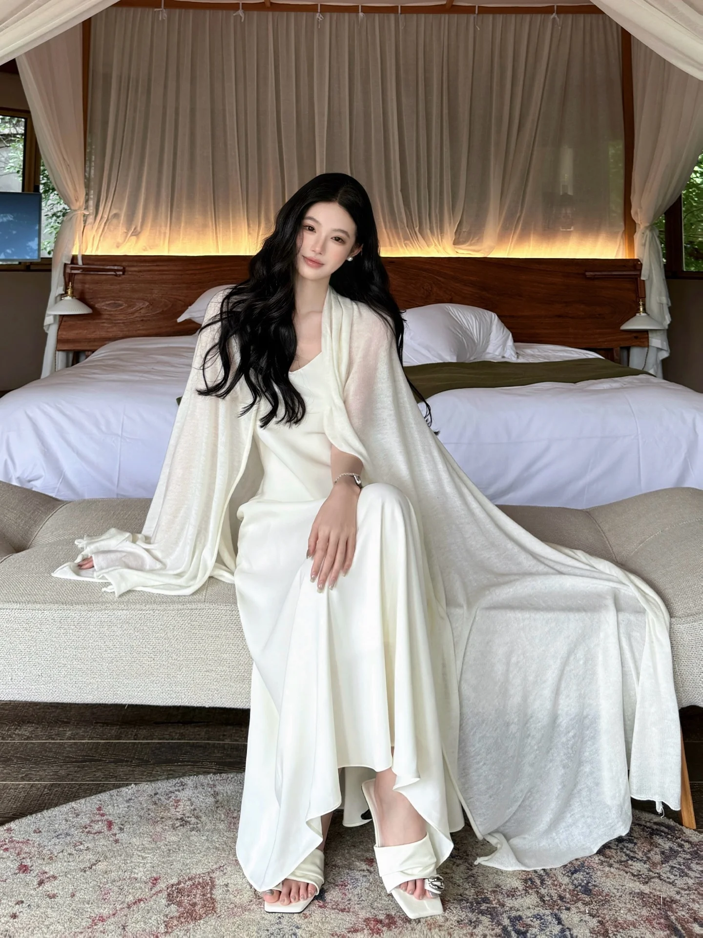 

Комплект Ele V-ne Cape Dr Set ALIN: Волшебный комплект из двух предметов для женщин, модный, осенний 2025, во французском стиле, универсальный для всех сезонов