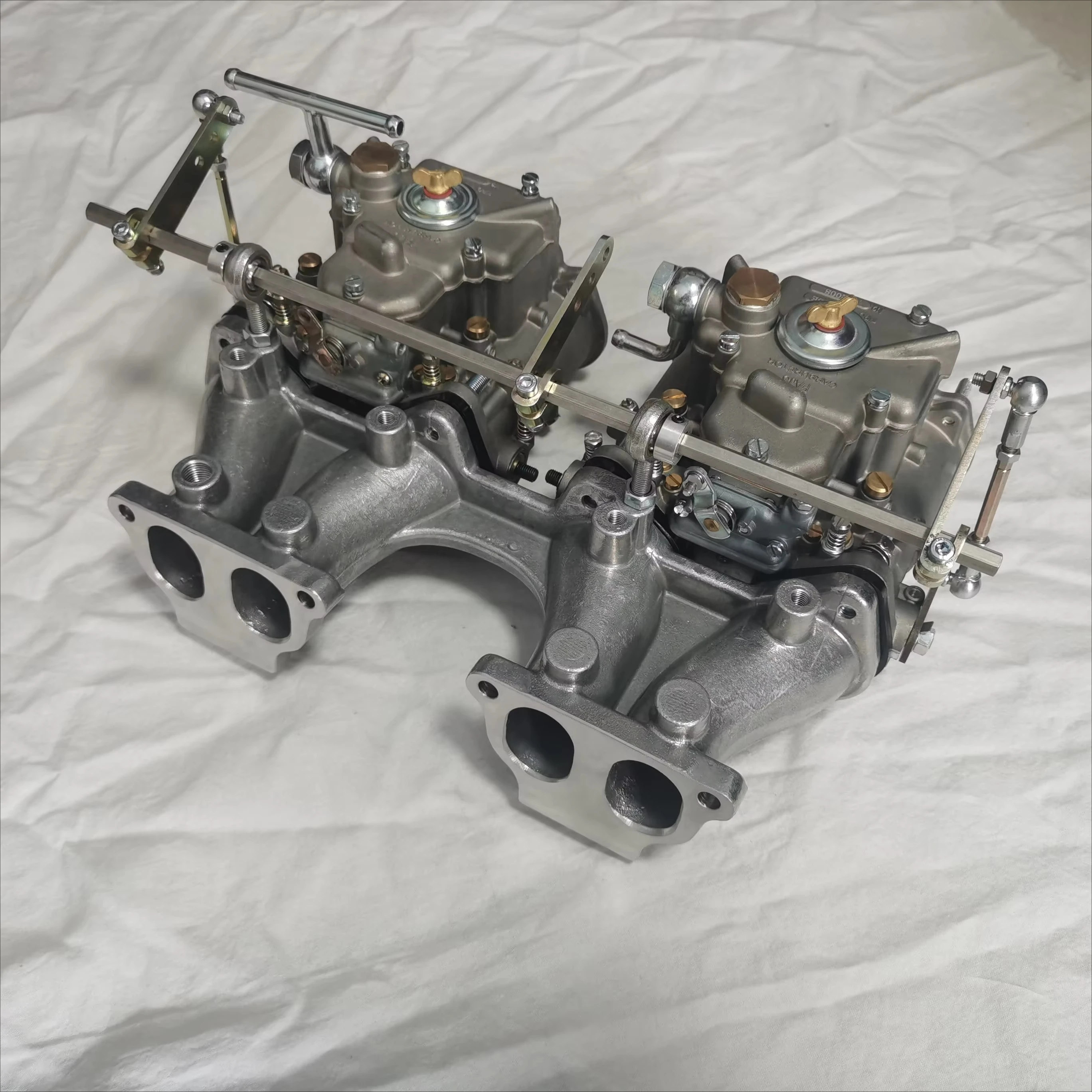 

FAJS NO CZ2-26-40/45-6 for Datsun A14 A15 Oval Port - GENUINE FAJS Twin 40 DCOE Carb Conversion Kit