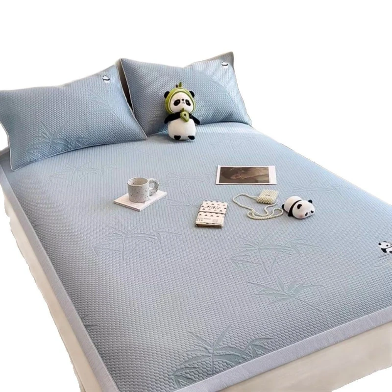 

Summer household machine washable children's winter and summer two summer ice silk mat three-piece set