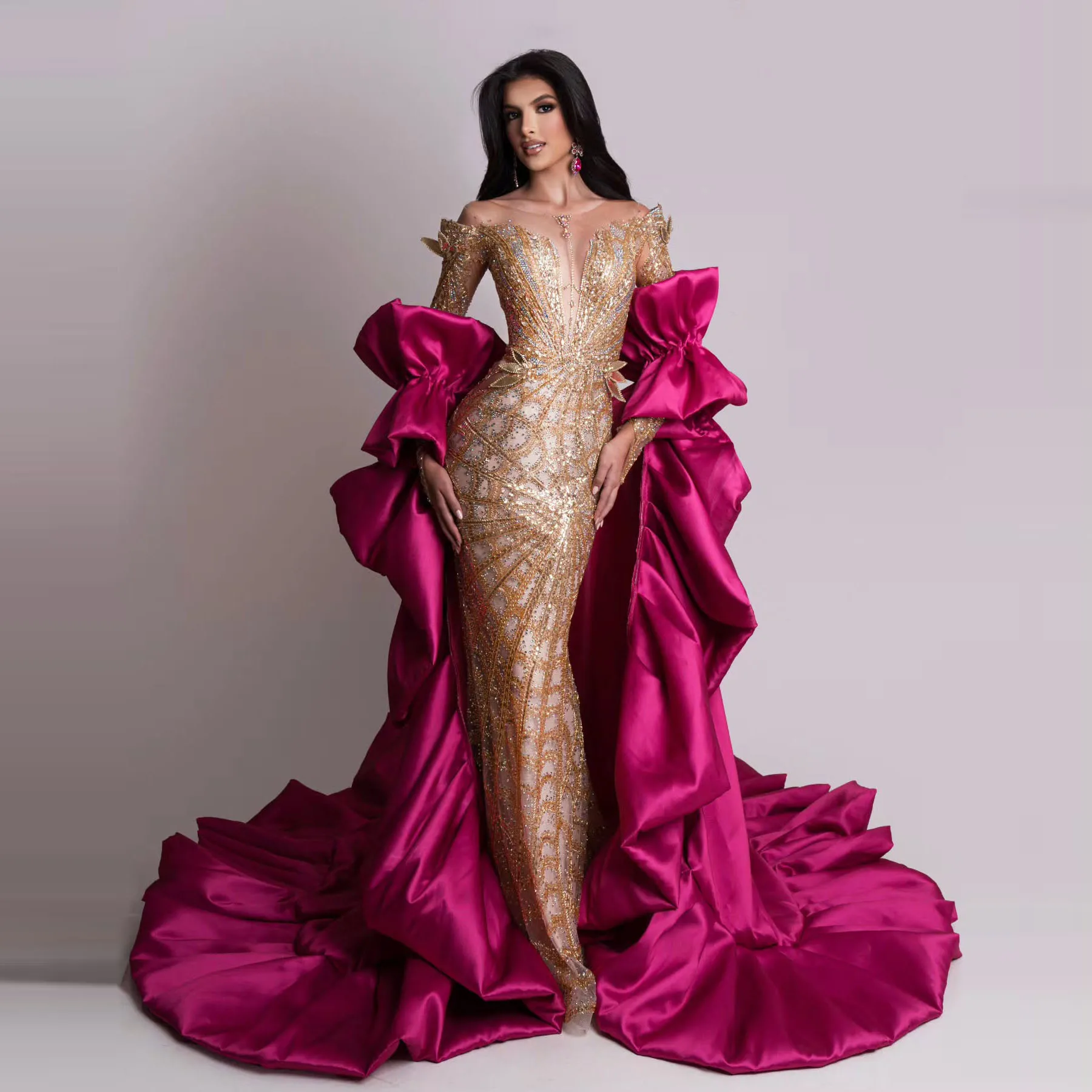 Mantelle di lusso per abito da sera Scialle staccabile con fiocco in raso fucsia, cappotto da ballo con spalle scoperte Abito lungo sovrapposto Manica gonfia