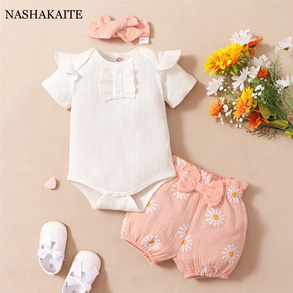 

Baby Clothes Sets White Flying-sleeved Short-sleeved Rompers + Flower shorts +Bow Headband 3-piece Summer Baby Girls Clothing