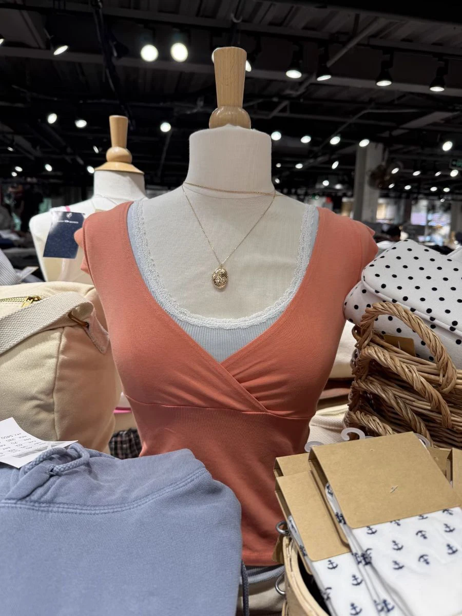 New Rose Red Slim Crop Top Woman Sexy V-neck Short Sleeve Cotton Cropped T-shirt Solid Casual Simple Sweet All-match Tee Tops image 3