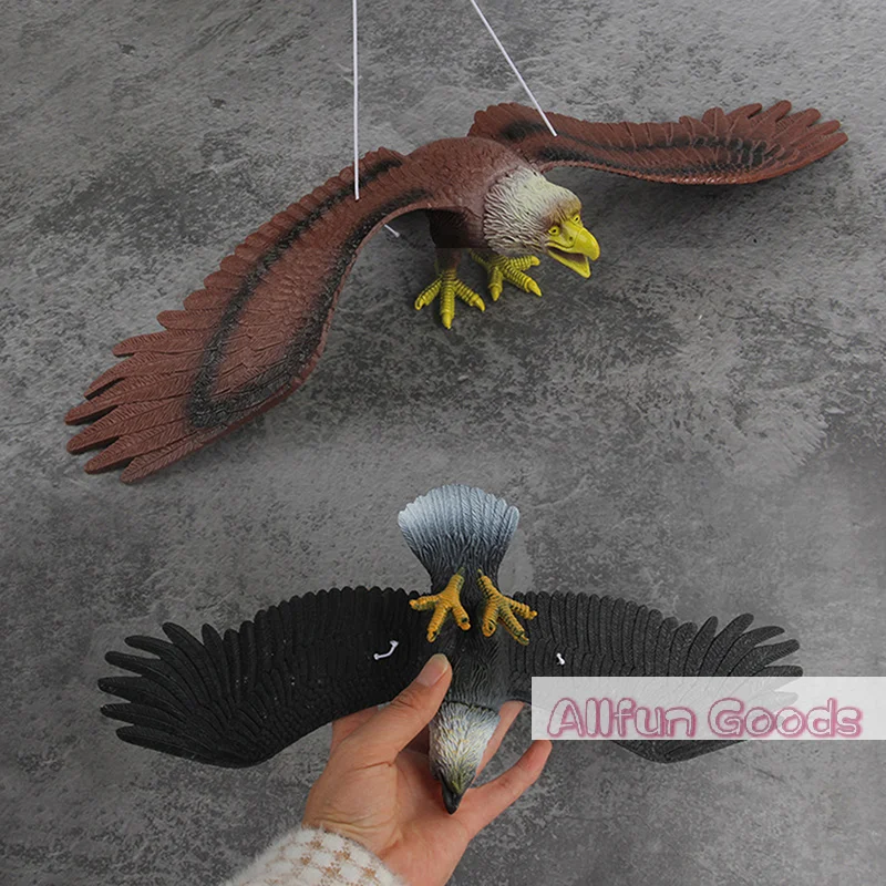 1 Piece Outdoor Eagle Figurine Hanging Bird Deterrent Plastic Eagle Ornament Vivid Flying Bird Hawk Decoy Garden Scarecrow